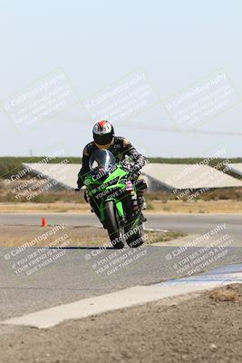 media/Sep-01-2025-Lets Ride (Mon) [[4370d11284]]/B Group/1220pm (Wheelie Bump)/